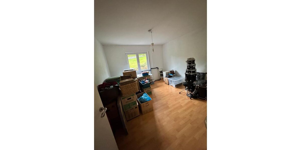 Bungalow Nümbrecht - 4 Zimmer, 114 m&sup2;, 300.000&euro; | Angebot:26702155