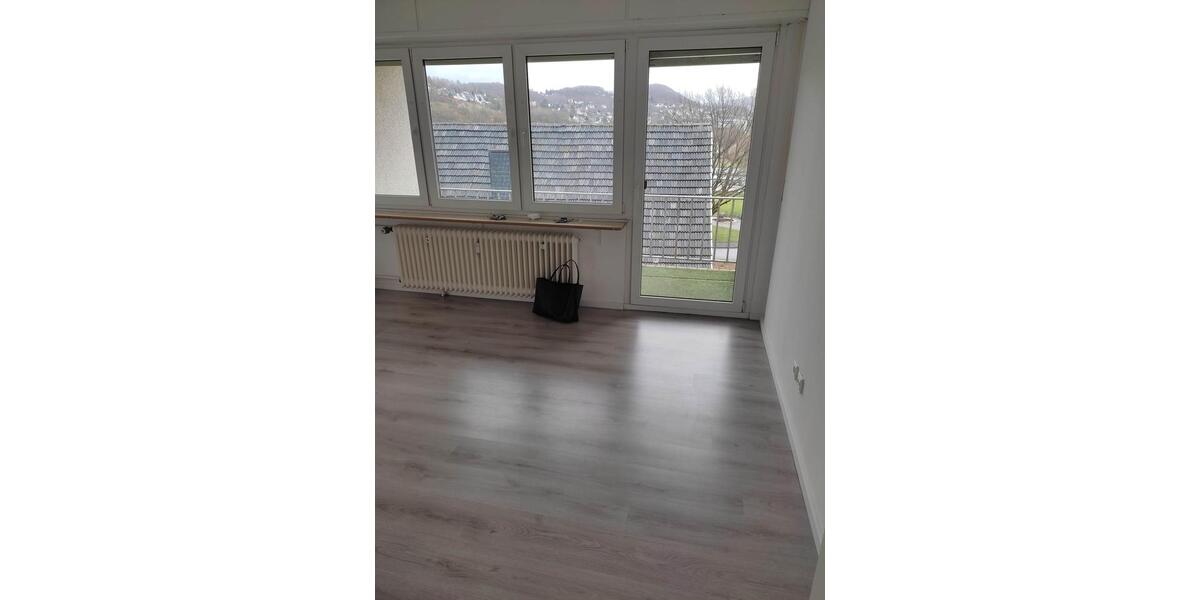 Etagenwohnung Plettenberg - 4 Zimmer, 90 m&sup2;, 620&euro; | Angebot:24796038