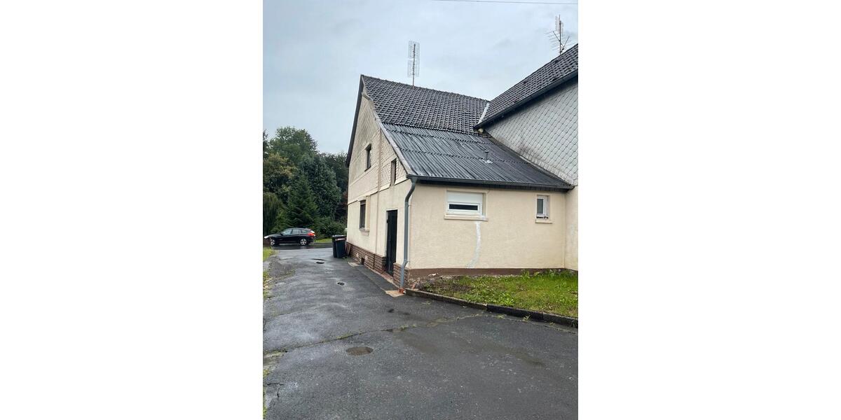 Etagenwohnung Windeck - 4 Zimmer, 100 m&sup2;, 1.450&euro; | Angebot:25149997