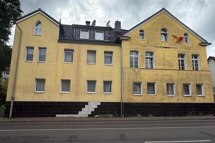 Haus Gummersbach Berstig Süd - 36 Zimmer, 840 m&sup2;, 1.450.000&euro; | Angebot:26778754