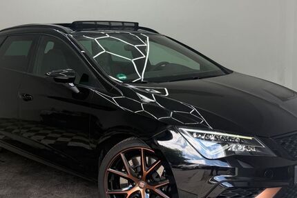 Seat Leon 99.000 km 25.999 &euro; Radevormwald 42477