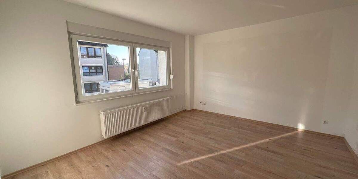 Etagenwohnung Radevormwald Innenstadt - 3 Zimmer, 71 m&sup2;, 639&euro; | Angebot:25739983