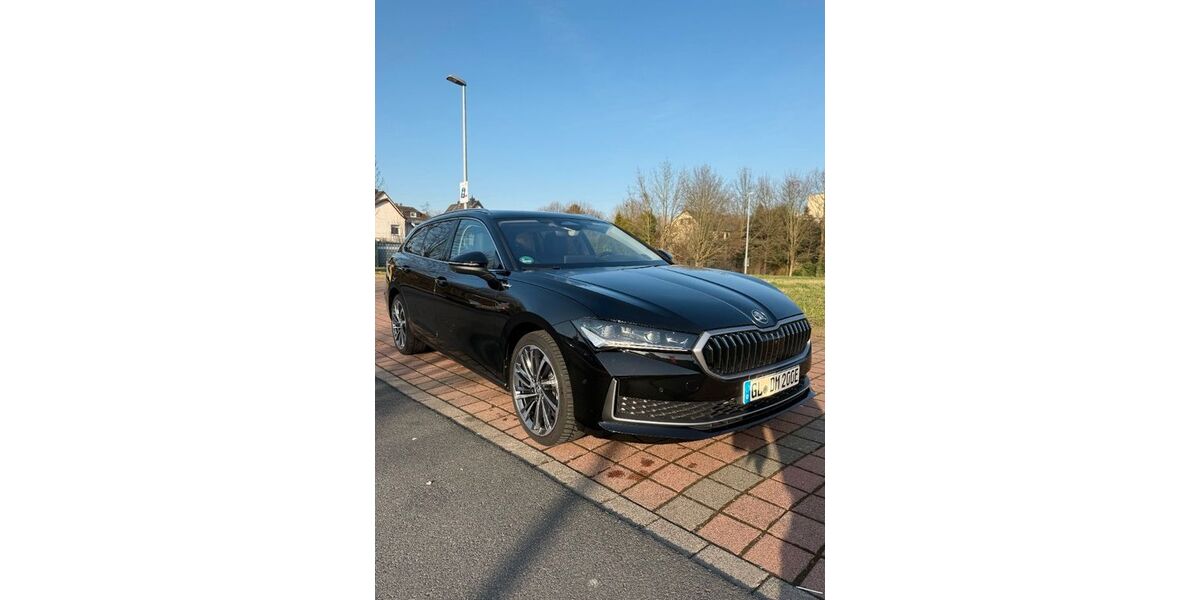 Skoda Superb 12.000 km 42.500 &euro; Hückeswagen 42499