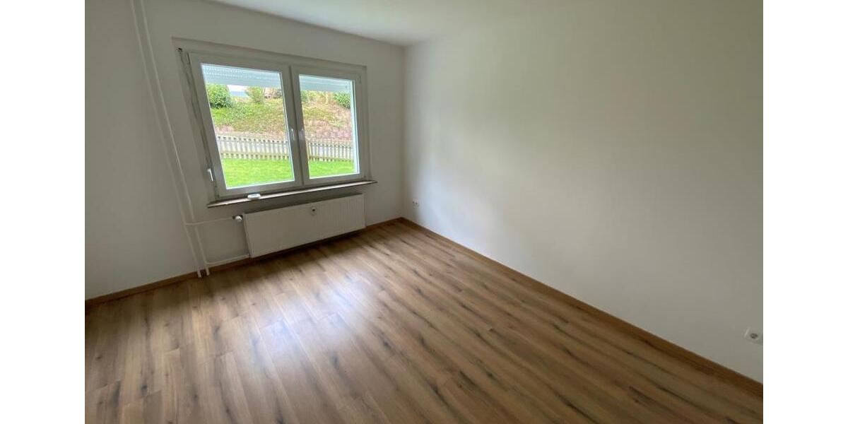 Erdgeschoßwohnung Plettenberg - 2 Zimmer, 42 m&sup2;, 349&euro; | Angebot:25906411
