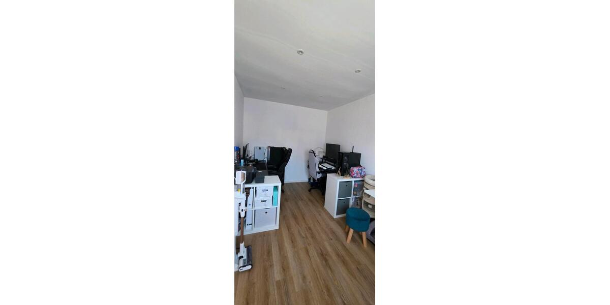 Erdgeschoßwohnung Ruppichteroth - 3 Zimmer, 94 m&sup2;, 1.480&euro; | Angebot:27550572
