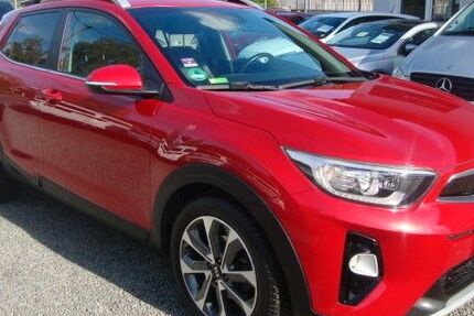 Kia Stonic 159.000 km 7.950 &euro; Engelskirchen-Loope 51766