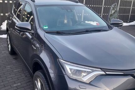 Toyota RAV 4 148.800 km 17.300 &euro; Nümbrecht 51588