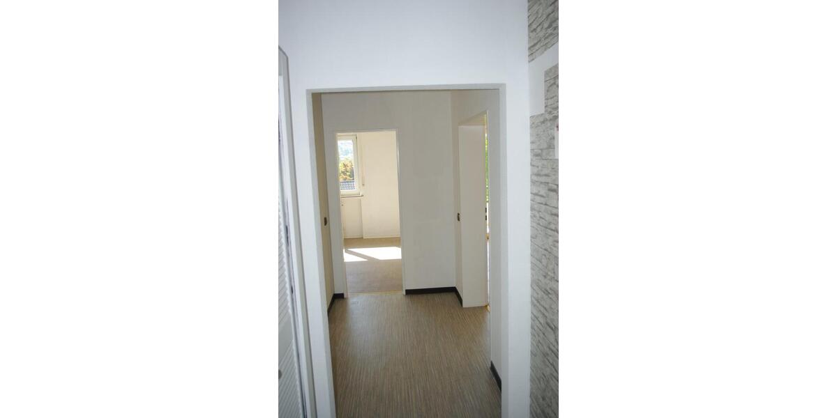Etagenwohnung Plettenberg - 3 Zimmer, 73 m&sup2;, 520&euro; | Angebot:27586715
