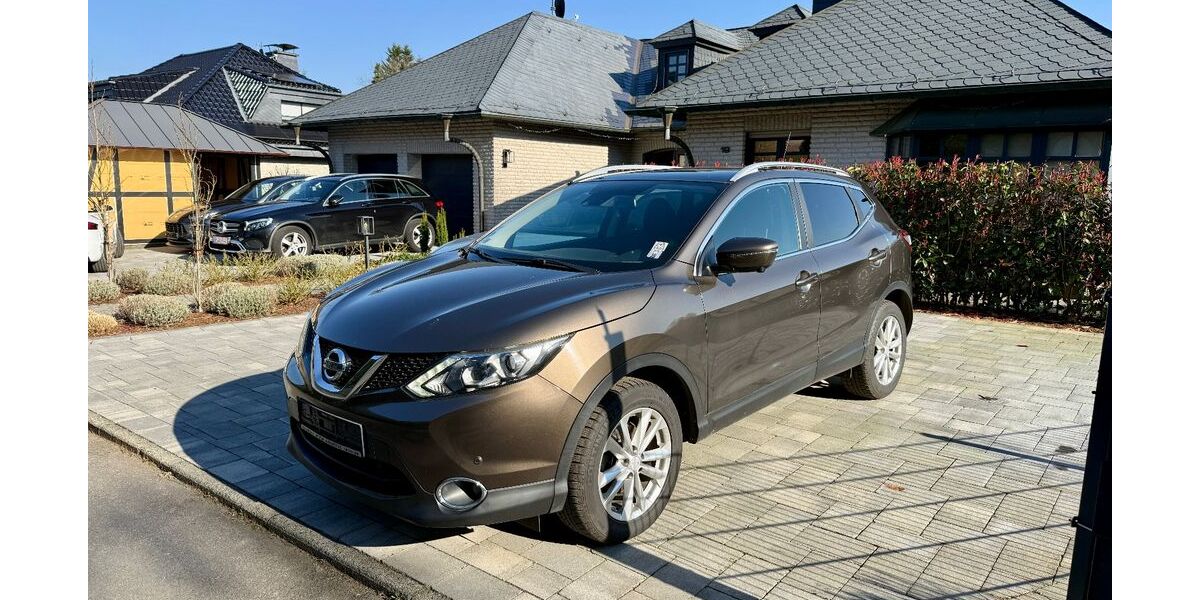 Nissan Qashqai 141.000 km 9.900 &euro; Reichshof 51580