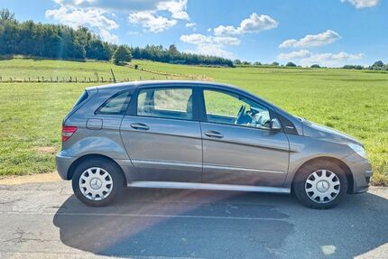 Mercedes-Benz B 150 196.000 km 3.250 &euro; Wiehl 51674