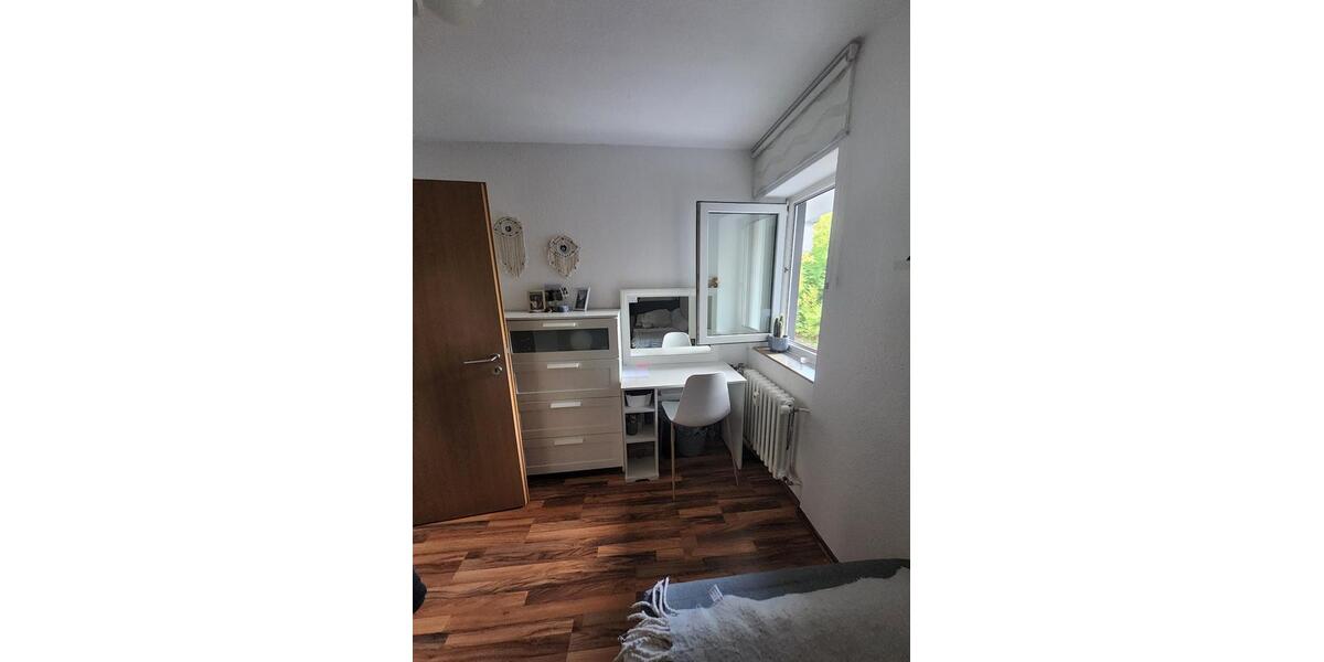 Etagenwohnung Wiehl - 4.5 Zimmer, 110 m&sup2;, 1.000&euro; | Angebot:27586591