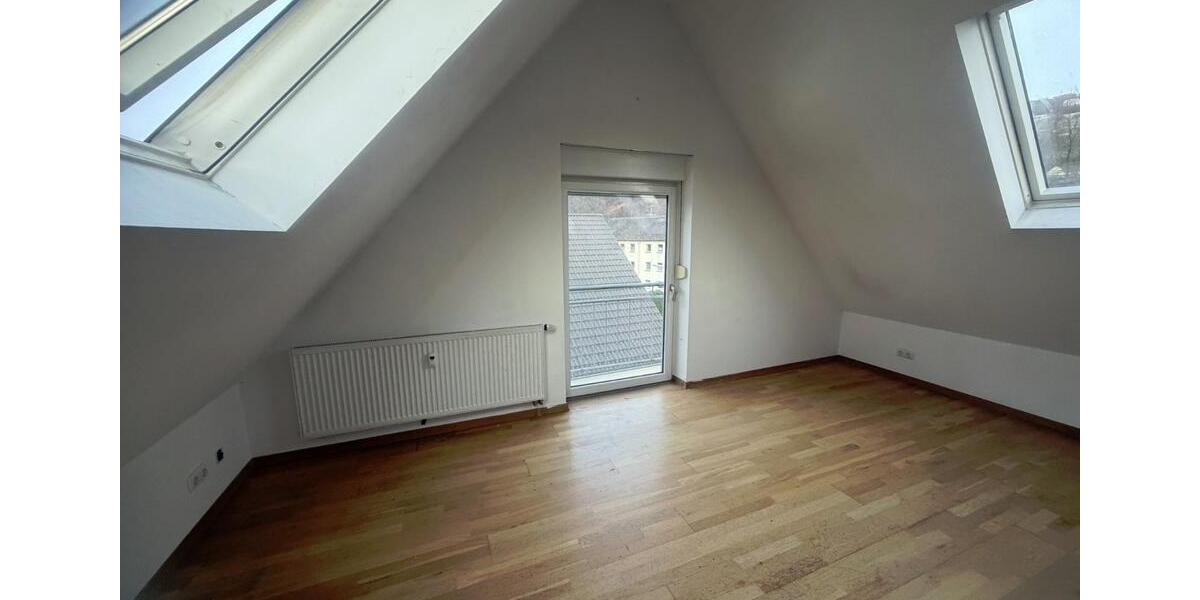 Dachgeschoßwohnung Gummersbach Berstig Süd - 2 Zimmer, 55 m&sup2;, 500&euro; | Angebot:25803944
