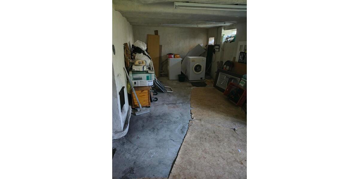 Mehrfamilienhaus, Wohnhaus Wiehl - 6 Zimmer, 140 m&sup2;, 200.000&euro; | Angebot:27457308