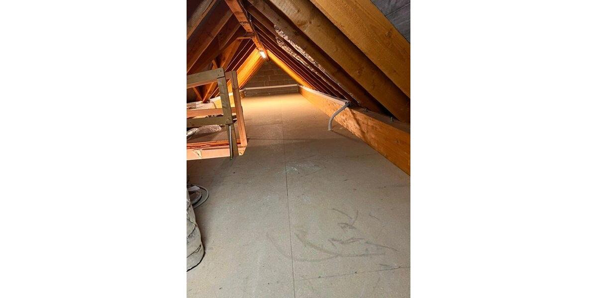Dachgeschoßwohnung Nümbrecht - 3 Zimmer, 99 m&sup2;, 499.000&euro; | Angebot:27290666