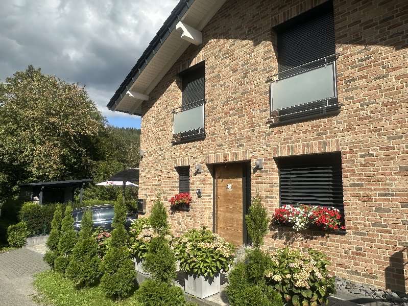 Einfamilienhaus Gummersbach Berstig Süd - 6 Zimmer, 175 m&sup2;, 675.000&euro; | Angebot:27354911