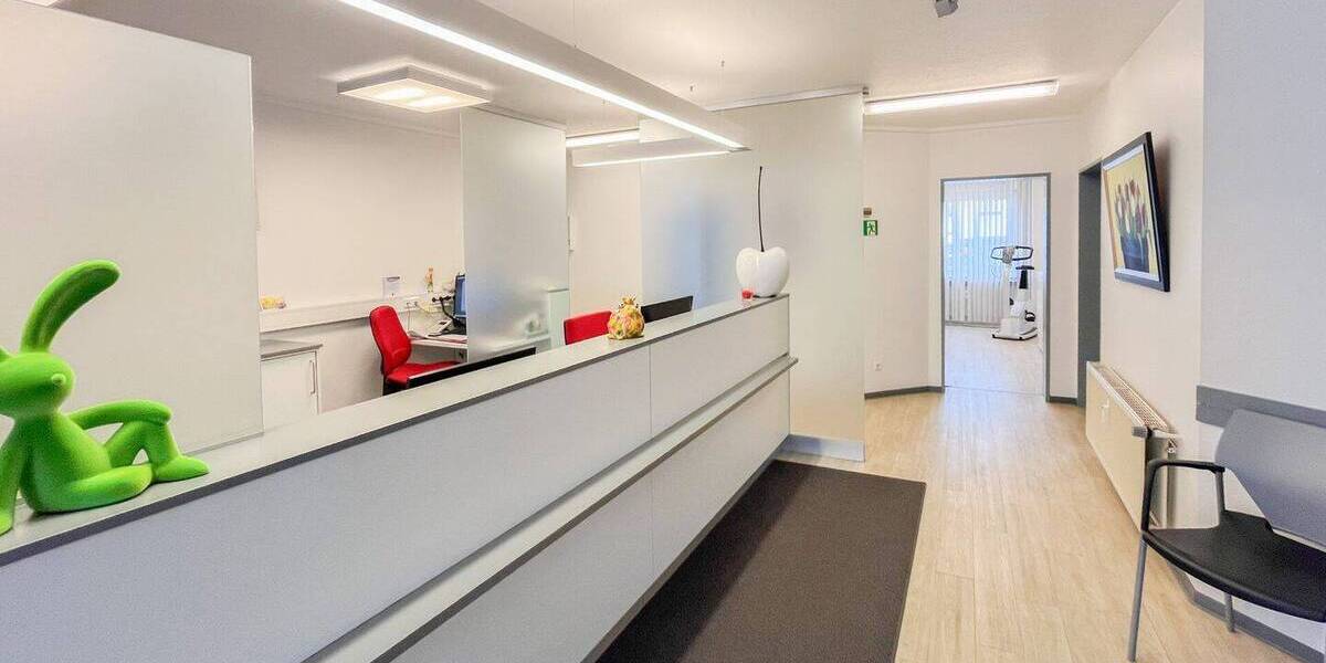Gewerbeobjekt Wissen - 9 Zimmer, 900&euro; | Angebot:26106223