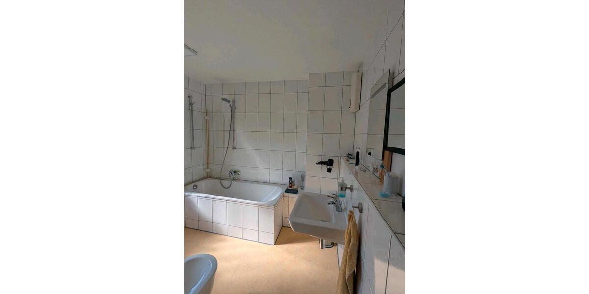 Einfamilienhaus Bergneustadt - 5 Zimmer, 135 m&sup2;, 298.000&euro; | Angebot:27094952
