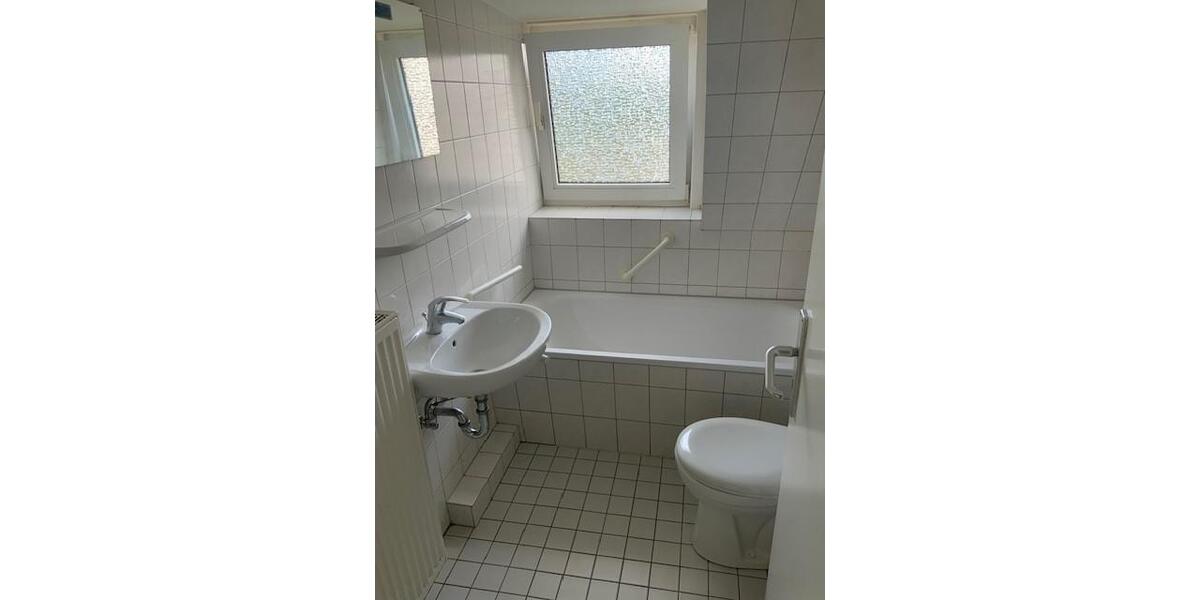 Dachgeschoßwohnung Herscheid - 2 Zimmer, 45 m&sup2;, 349&euro; | Angebot:22939070
