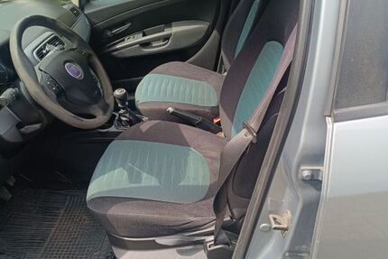 Fiat Punto 200.000 km 2.499 &euro; Reichshof 51580