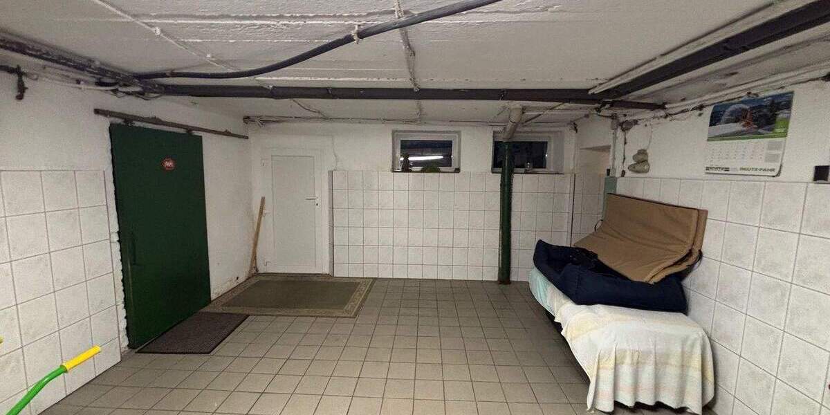 Mehrfamilienhaus, Wohnhaus Olpe Rhonard - 1 Zimmer, 1.180.000&euro; | Angebot:25666279