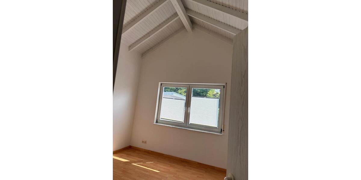 Etagenwohnung Wiehl - 4 Zimmer, 100 m&sup2;, 320.000&euro; | Angebot:27004134