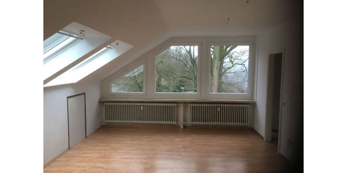 3 Zimmer, Küche, Dusch-Bad - Dachgeschoßwohnung Lüdenscheid Brügge | Angebot:27120087