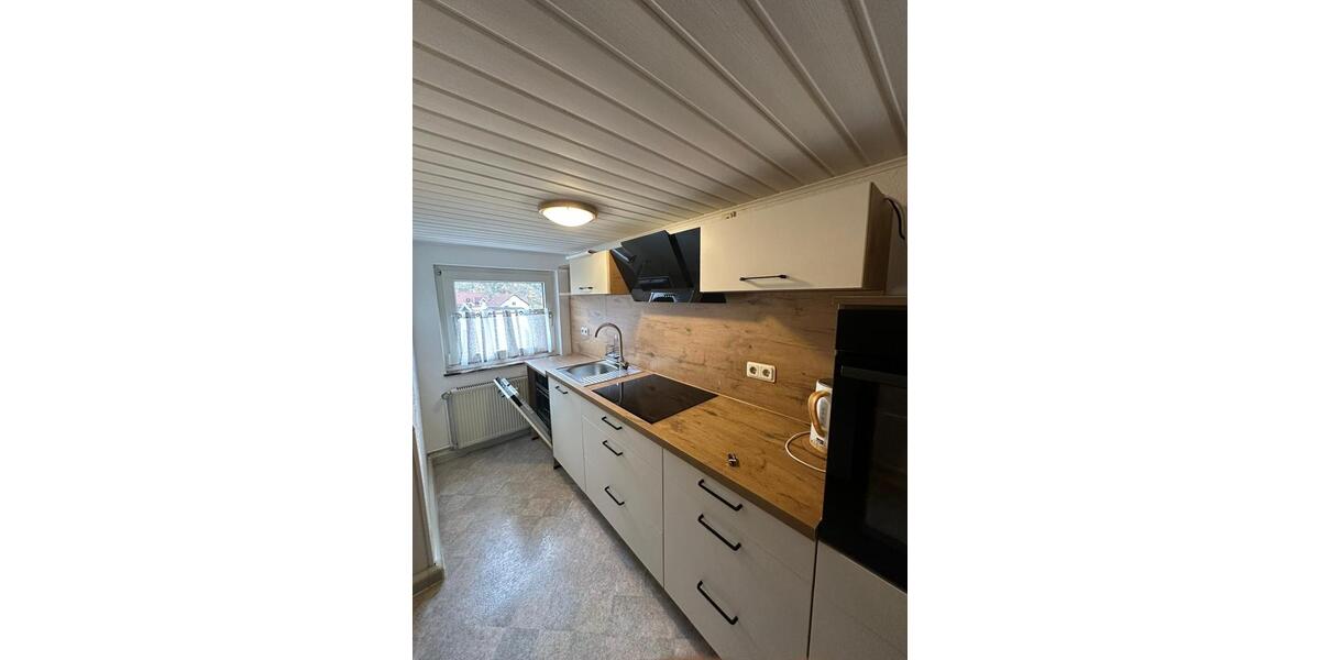 Dachgeschoßwohnung Gummersbach Berstig Süd - 3 Zimmer, 80 m&sup2;, 760&euro; | Angebot:26441258
