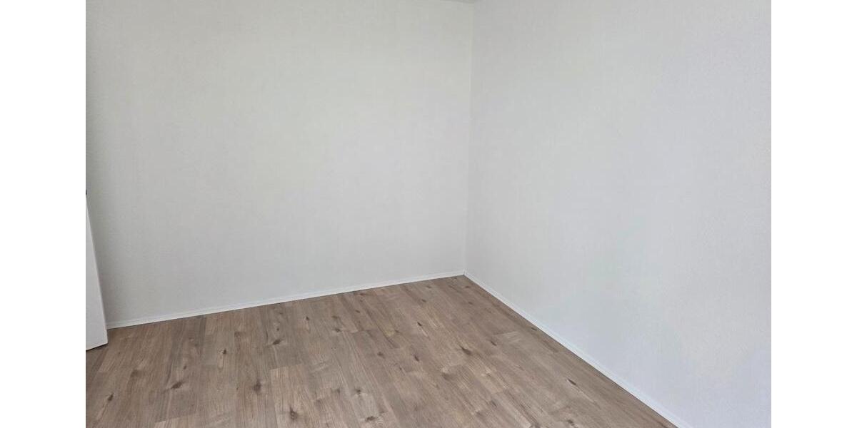 Erdgeschoßwohnung Werdohl - 3 Zimmer, 64 m&sup2;, 386&euro; | Angebot:25103498