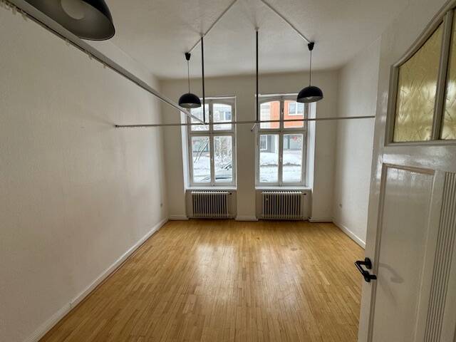 Gewerbeobjekt Lüdenscheid Knapp - 9 Zimmer, 180 m&sup2;, 1.300&euro; | Angebot:25685524