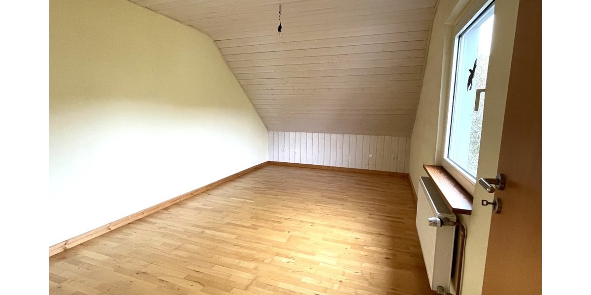 Attraktives Einfamilienhaus in Windeck-Schladern - viel Platz und großes Grundstück - Einfamilienhaus Windeck Schladern | Angebot:26675330