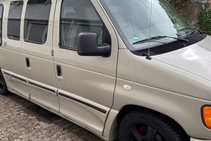 Ford Econoline 160.000 km 14.600 &euro; Windeck 51570
