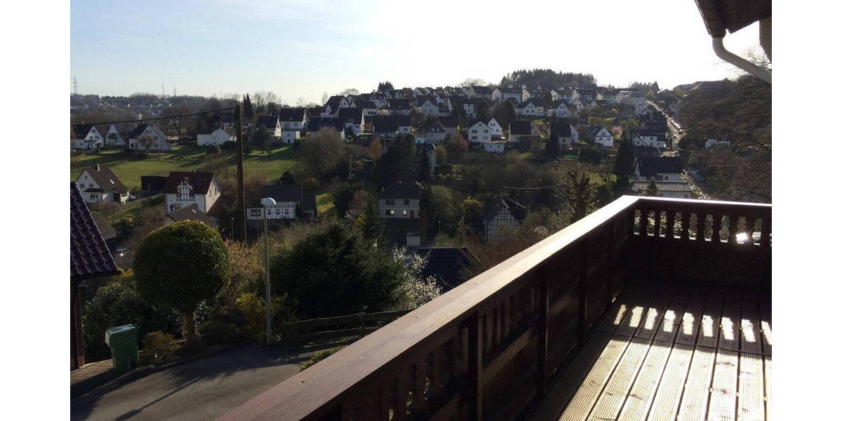 Einfamilienhaus Gummersbach Vollmerhausen - 8 Zimmer, 140 m&sup2;, 545.000&euro; | Angebot:26092505