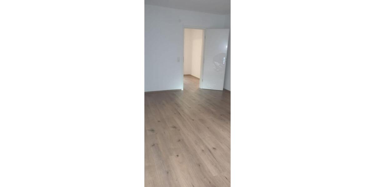 Hochparterre Radevormwald - 3 Zimmer, 86 m&sup2;, 800&euro; | Angebot:26150911