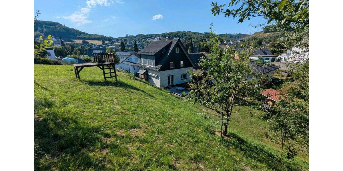 Einfamilienhaus Bergneustadt - 5 Zimmer, 135 m&sup2;, 298.000&euro; | Angebot:27094952