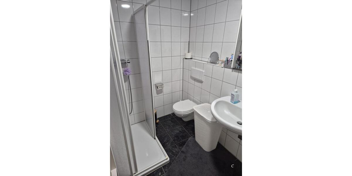 Etagenwohnung Reichshof - 2 Zimmer, 56 m&sup2;, 258&euro; | Angebot:25824129