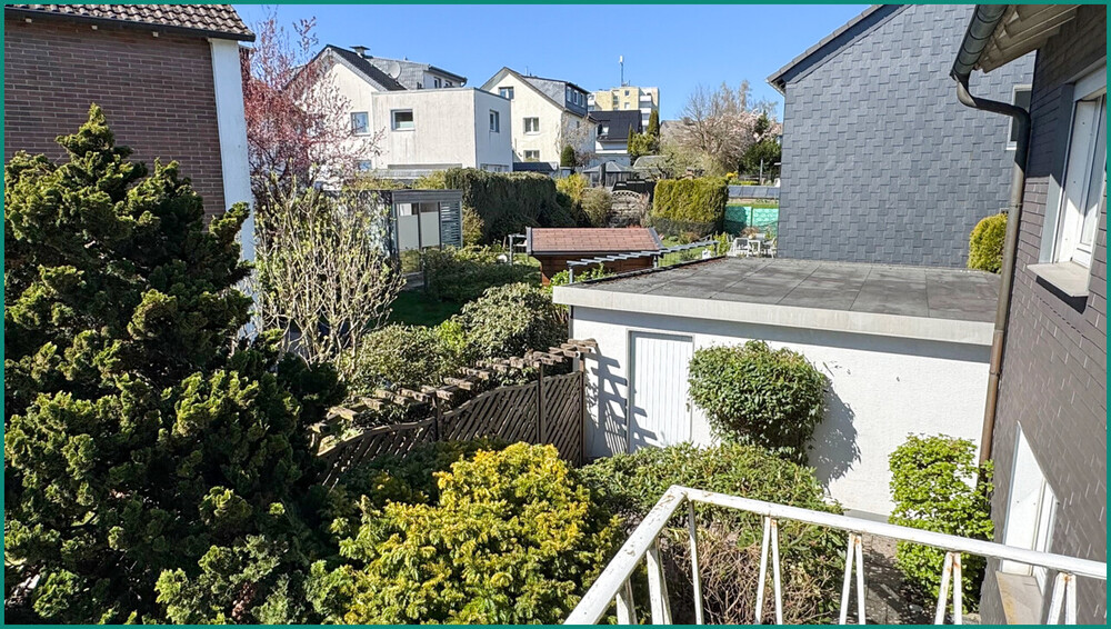 GENERATIONENHAUS MIT VIEL PLATZ IN SCHÖNER WOHNLAGE NÄHE STADTZENTRUM VON RADEVORMWALD, PROVISIONSFR - Einfamilienhaus Radevormwald | Angebot:27157111