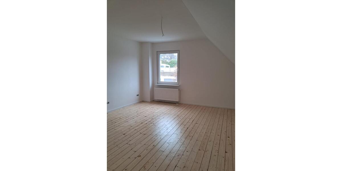 Dachgeschoßwohnung Ruppichteroth - 2 Zimmer, 58 m&sup2;, 600&euro; | Angebot:25633230