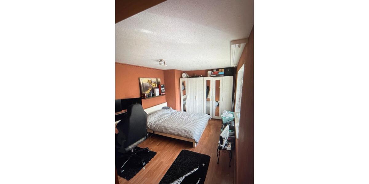 Mehrfamilienhaus, Wohnhaus Radevormwald - 6 Zimmer, 155 m&sup2;, 195.000&euro; | Angebot:26504735