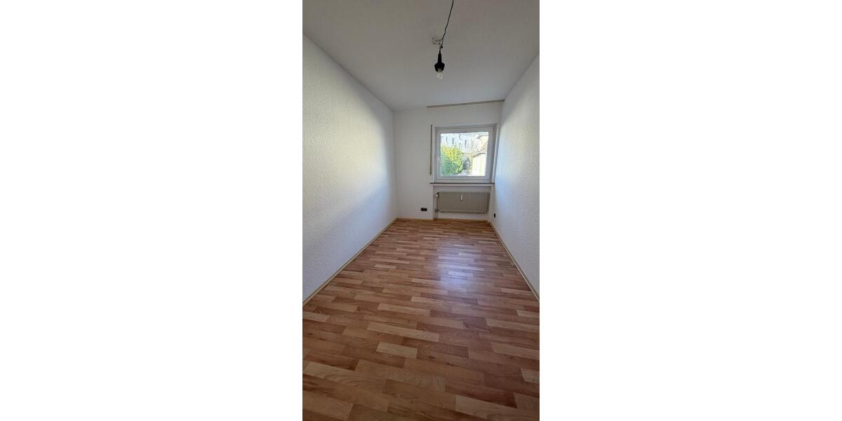 Etagenwohnung Lüdenscheid Staberg - 4 Zimmer, 89 m&sup2;, 170.000&euro; | Angebot:23839445