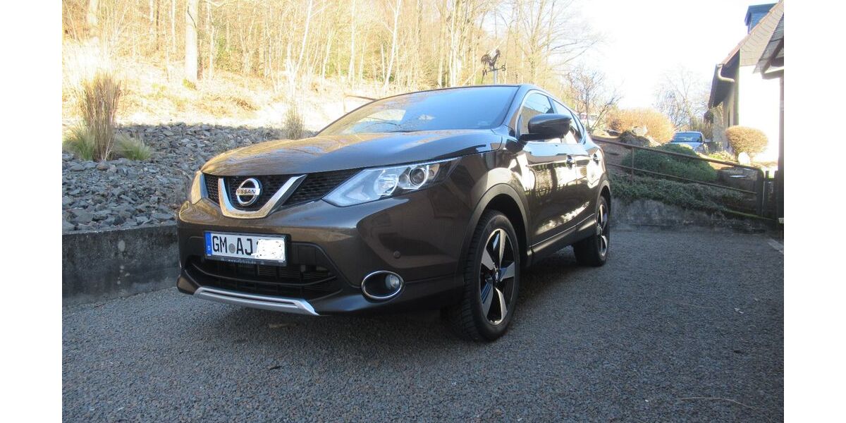 Nissan Qashqai 60.000 km 11.500 &euro; Wiehl 51674