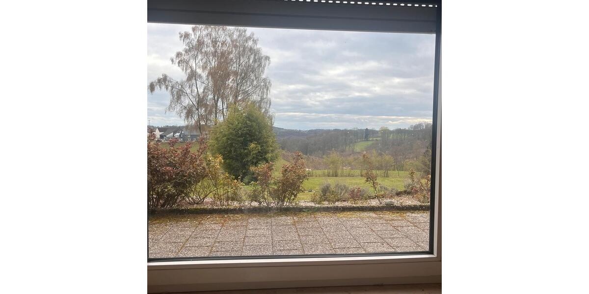 Terrassenwohnung Wermelskirchen - 3 Zimmer, 101 m&sup2;, 1.200&euro; | Angebot:26400653