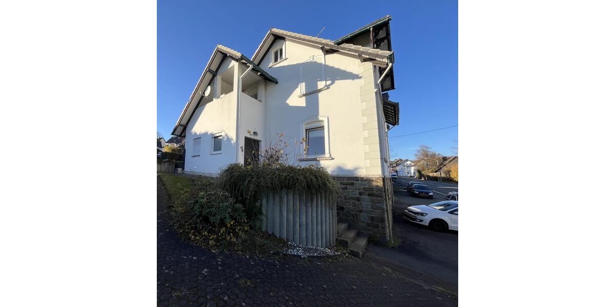 Einfamilienhaus Gummersbach Hepel - 7 Zimmer, 145 m&sup2;, 239.000&euro; | Angebot:26698964
