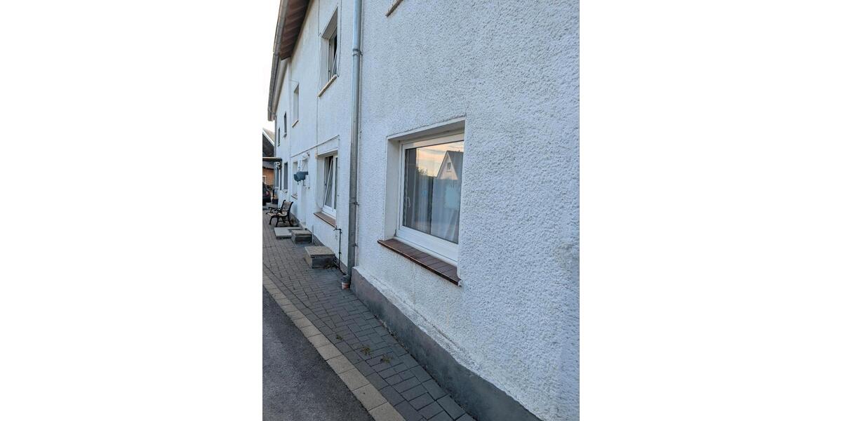 Erdgeschoßwohnung Wiehl - 3 Zimmer, 76 m&sup2;, 600&euro; | Angebot:27592888
