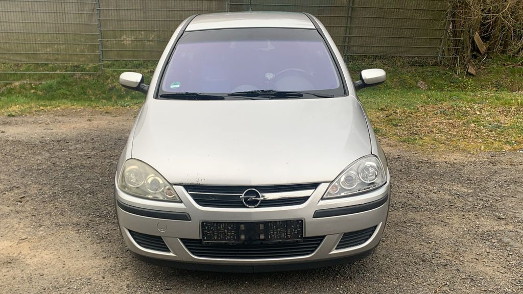Opel Corsa 253.247 km 1.300 &euro; Gummersbach 51647