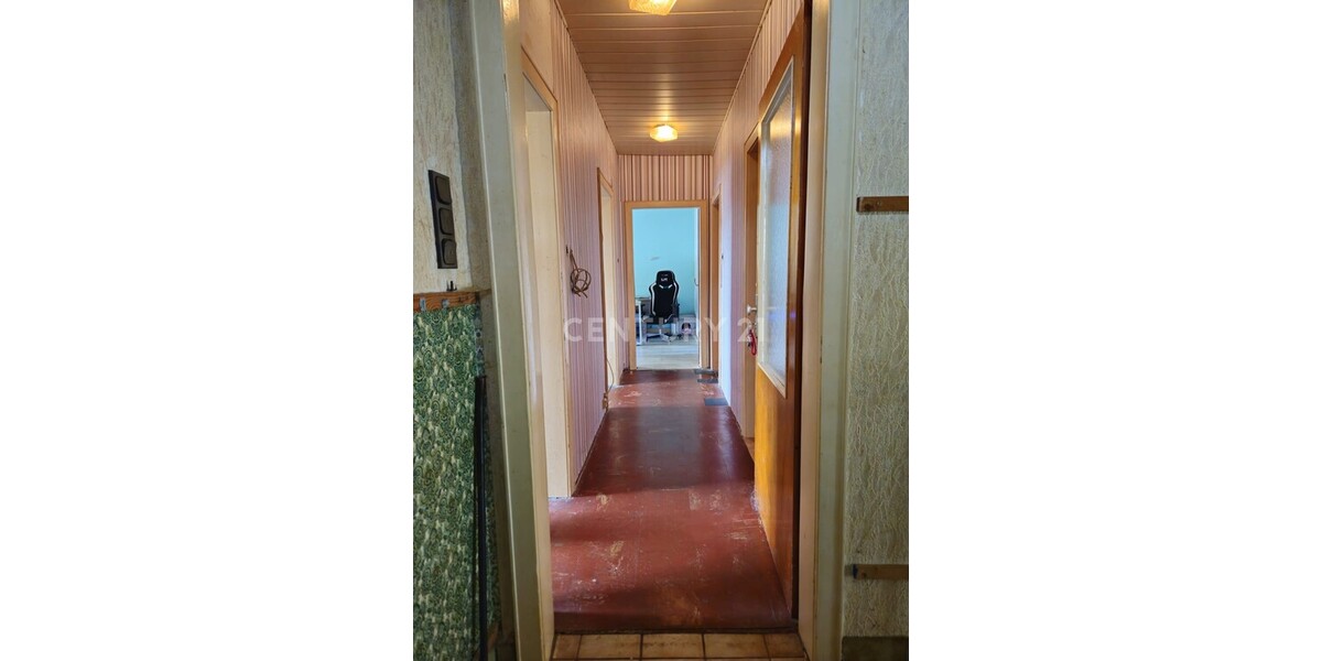 Zweifamilienhaus für Handwerker in ruhiger Lage - Zweifamilienhaus Lüdenscheid Othlinghausen | Angebot:22217309