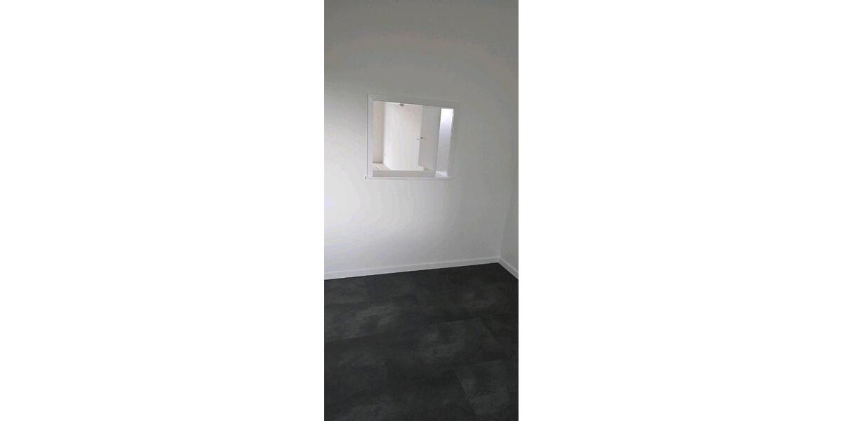 Doppelhaushälfte Lüdenscheid - 5 Zimmer, 135 m&sup2;, 1.479&euro; | Angebot:26234308