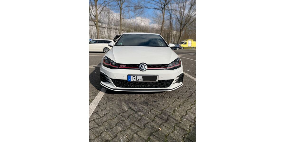 VW Golf 128.000 km 18.100 &euro; Engelskirchen 51766