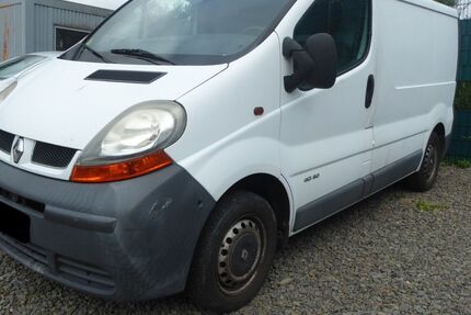 Renault Trafic 165.000 km 3.500 &euro; Wiehl 51674