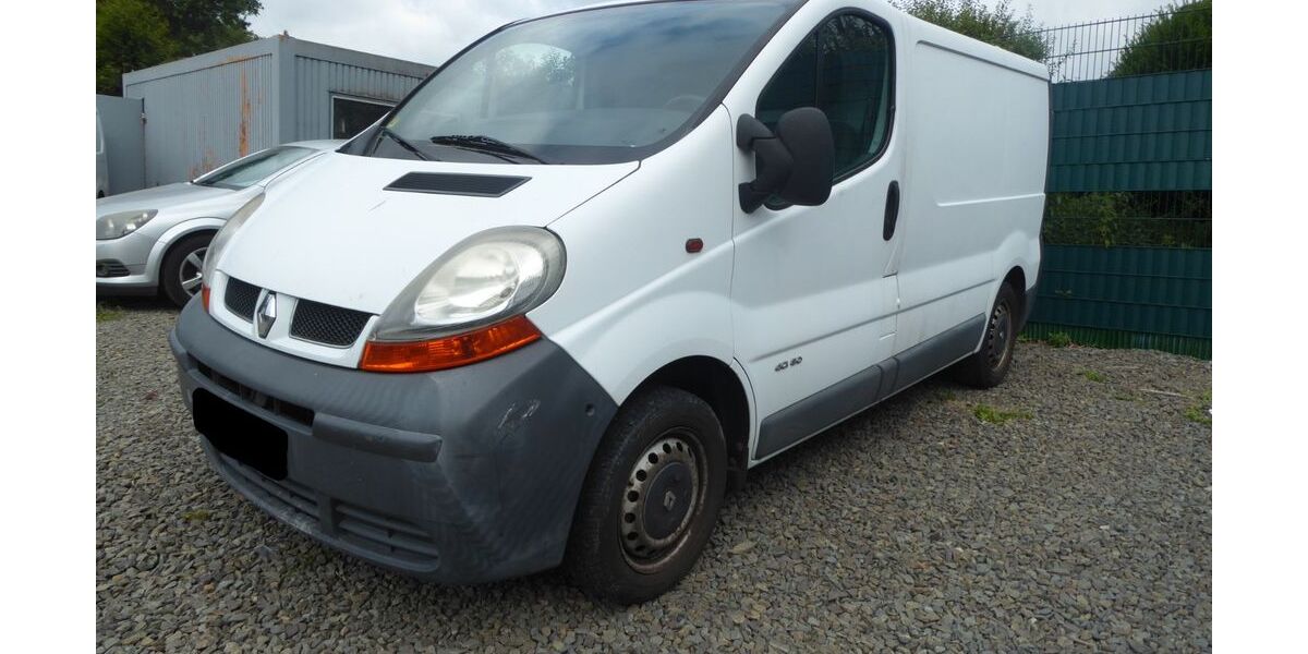Renault Trafic 165.000 km 3.500 &euro; Wiehl 51674