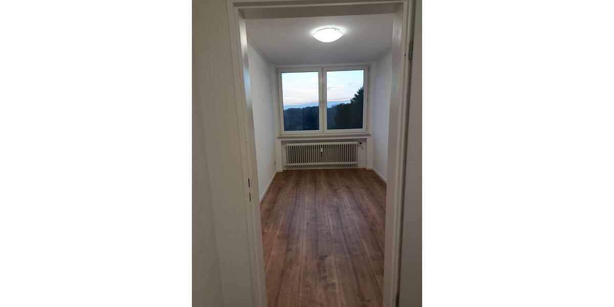 Etagenwohnung Bergneustadt - 2.5 Zimmer, 62 m&sup2;, 850&euro; | Angebot:27533410